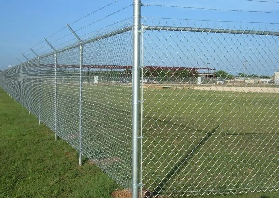 Malla ciclónica calibres 9 y 11 (de 3, 4, 6 y 8 pies de altura) - Imagen 4