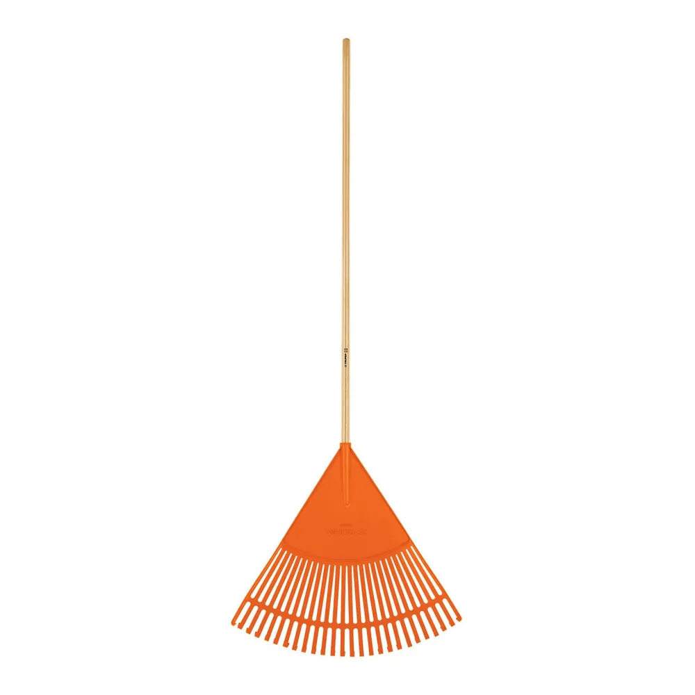 Escoba plástica flexible p/jardín, 26 dientes, mango 48" (código-14340)