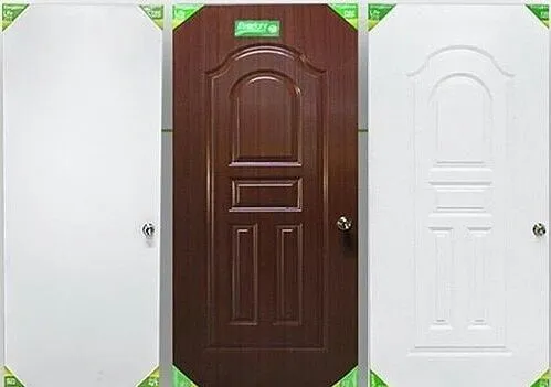 Puertas polimetal lisas, con diseño y con visor (variedad en medidas)